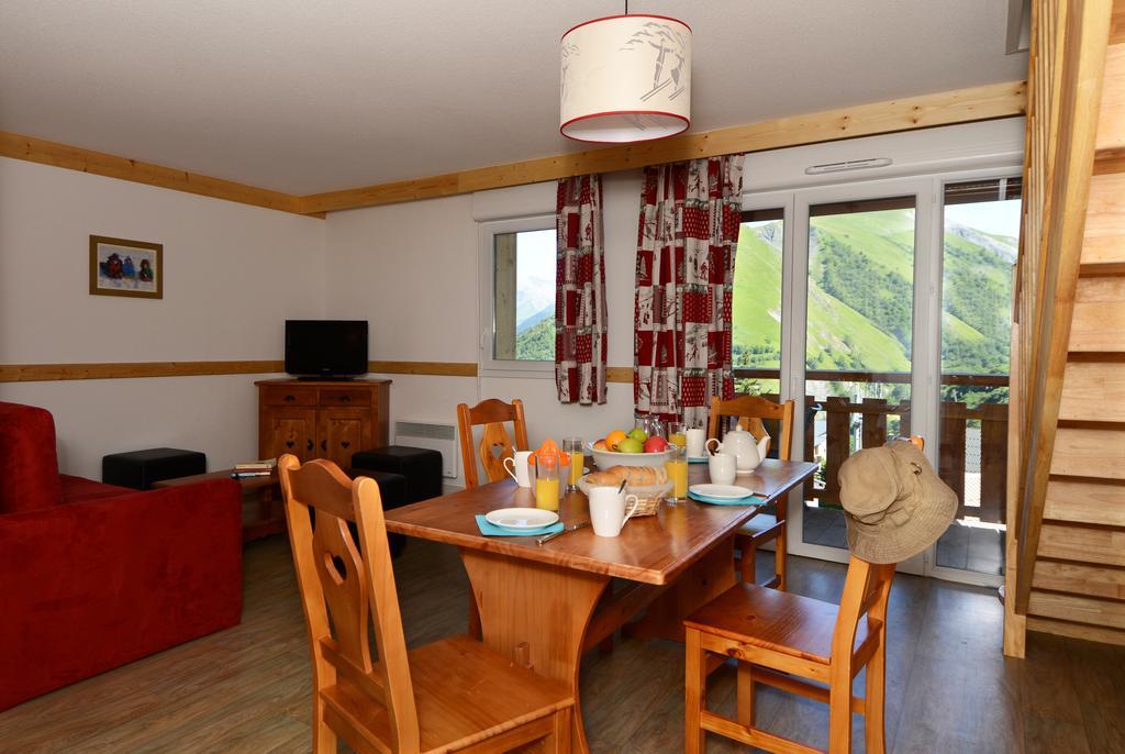 Residence Odalys Les Bergers Saint-Sorlin-dʼArves 객실 사진
